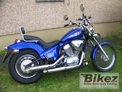 2001 honda vt 600 c shadow photo